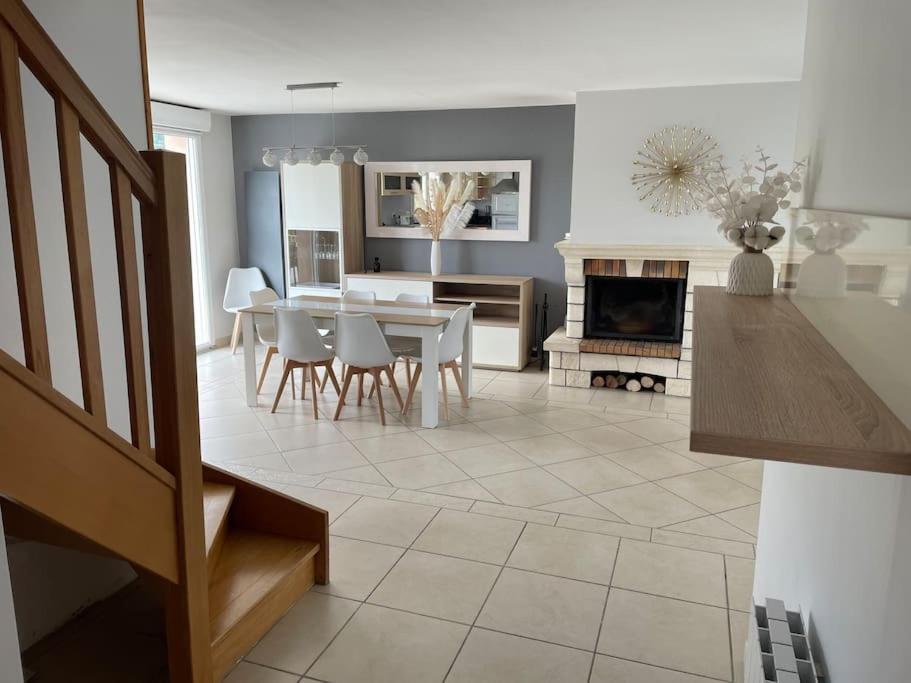 Maison D'Hotes Baslieux-sous-Chatillon Εξωτερικό φωτογραφία